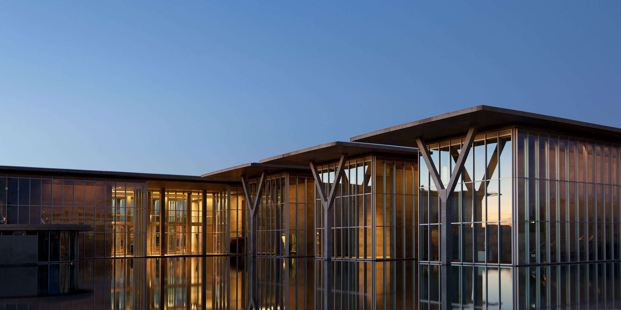 The Modern Art Museum of Fort Worth at sunrise