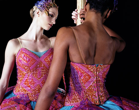 Yinka Shonibare, CBE (RA), Odile and Odette, 2005