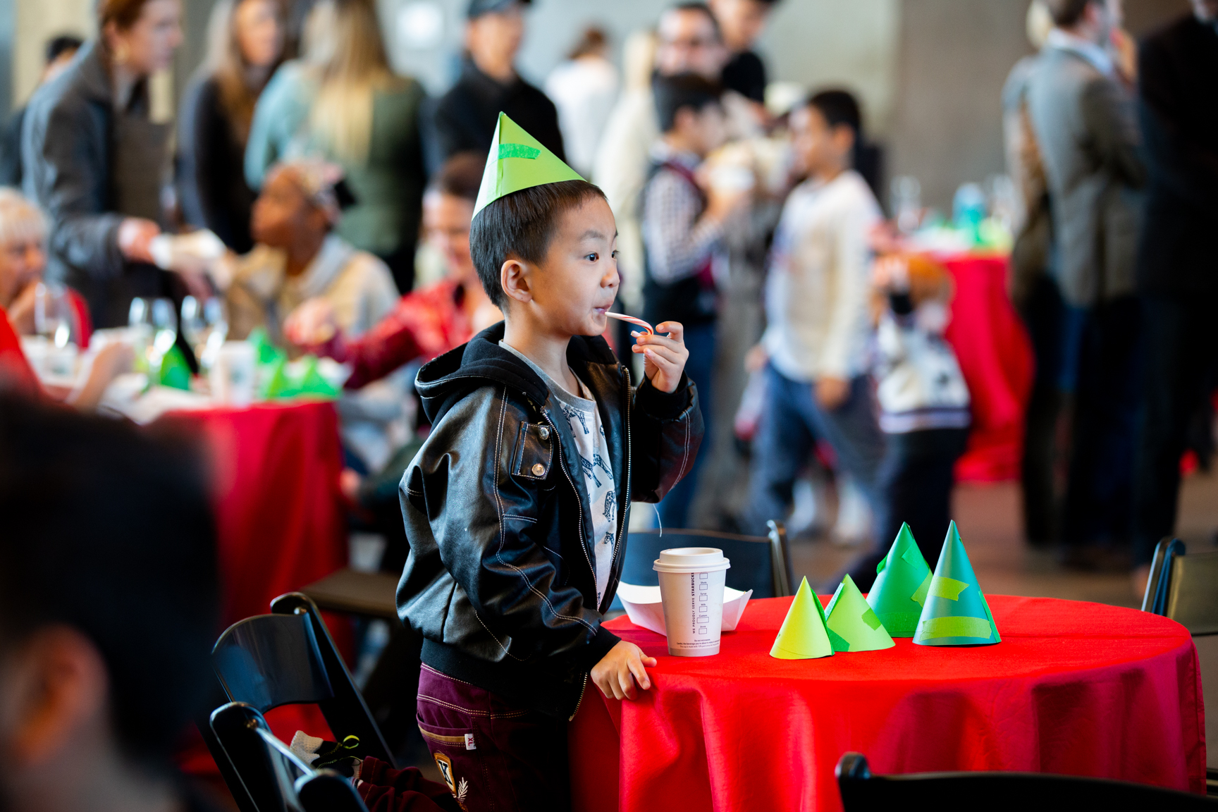 childrens_holiday_grand_lobby