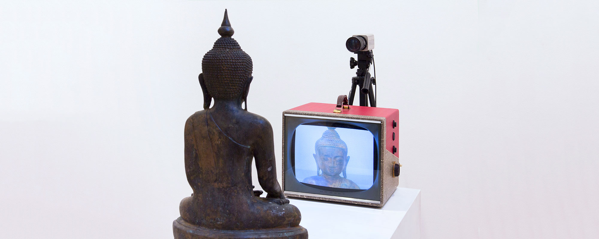Nam June Paik,  TV Buddha, 1992. 