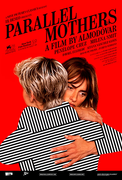 Parallel_Mothers_Poster_Two_women_hugging