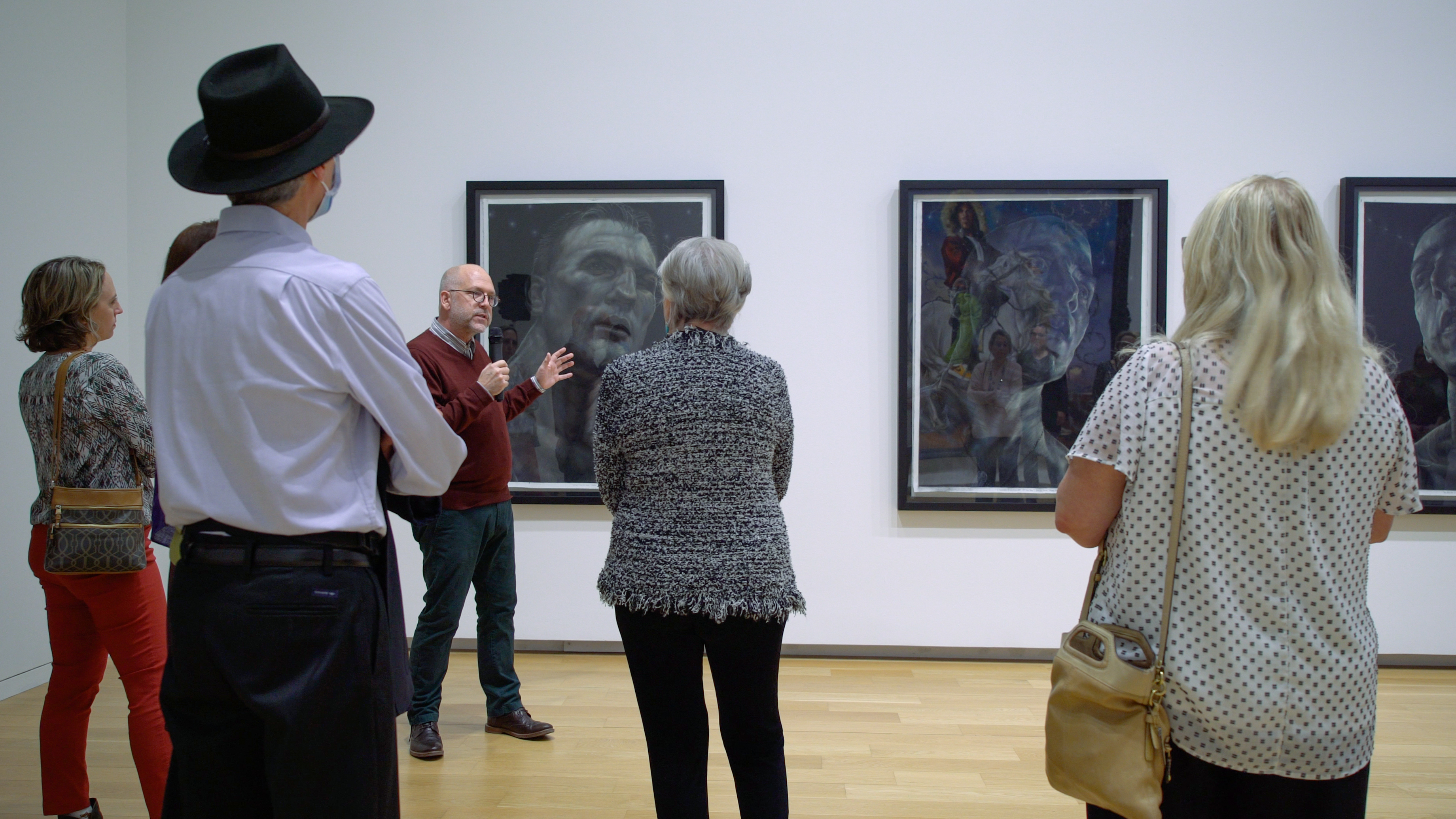 Tour in galleries